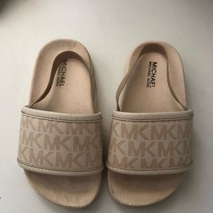 Jett Royal-T Blush Toddler Slides